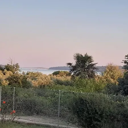 Nel Апартаменты *